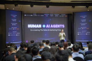 Human AI Agents Co Creating the Sales Marketing Future 1