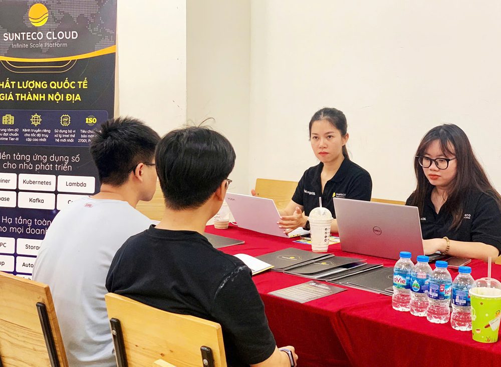 sunteco dong hanh cung le bao ve tot nghiep seee dai hoc bach khoa ha noi 4